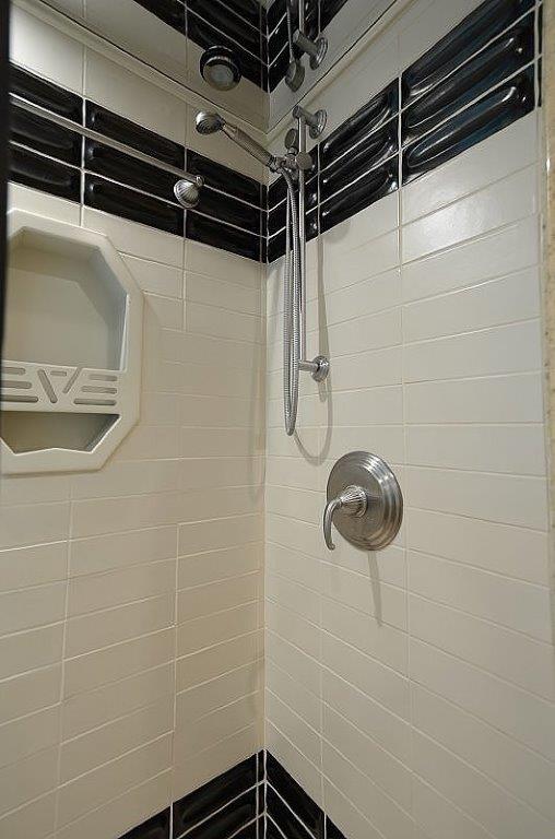2009 Prevost Featherlite H3-45 For Sale