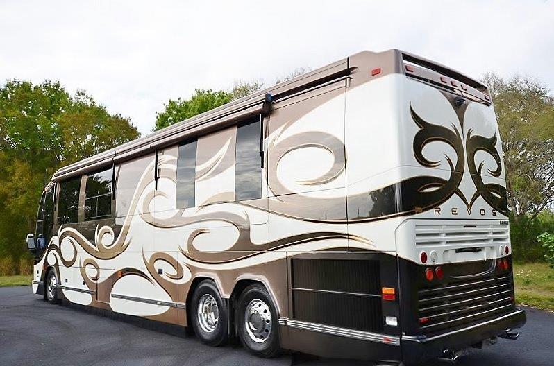 2009 Prevost Featherlite H3-45 For Sale