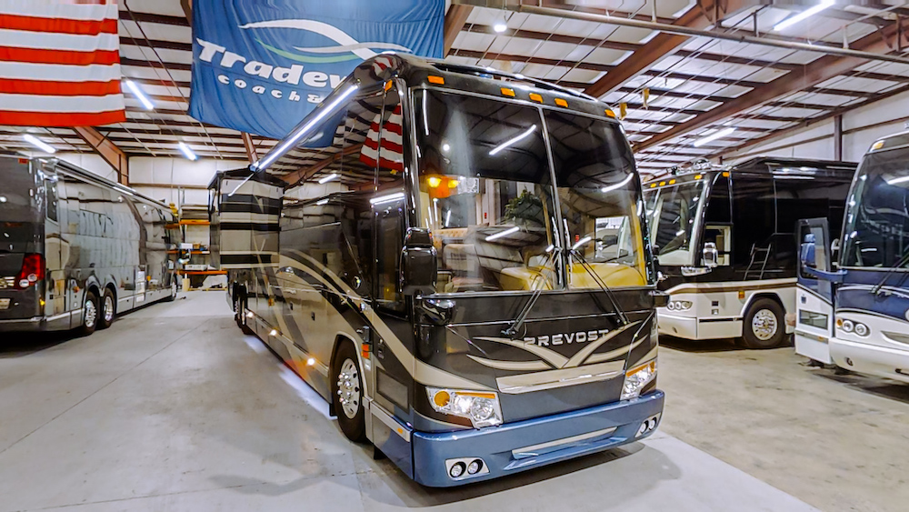 2009 Prevost Featherlite H3-45 For Sale