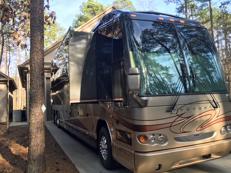 2009 Prevost Featherlite  H3-45 For Sale