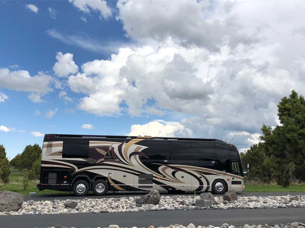2009 Prevost Liberty H3-45 For Sale