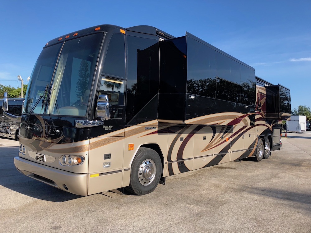2009 Prevost Liberty H3-45 For Sale