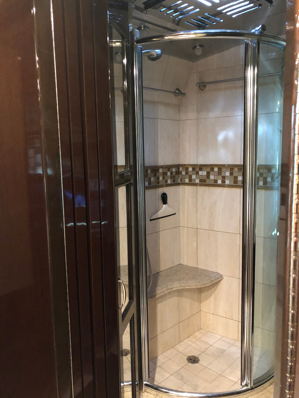 2009 Prevost Liberty H3-45 For Sale