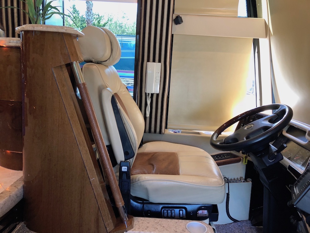 2009 Prevost Liberty H3-45 For Sale