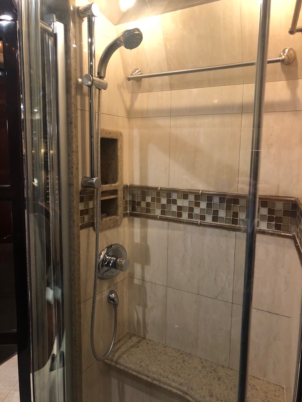 2009 Prevost Liberty H3-45 For Sale