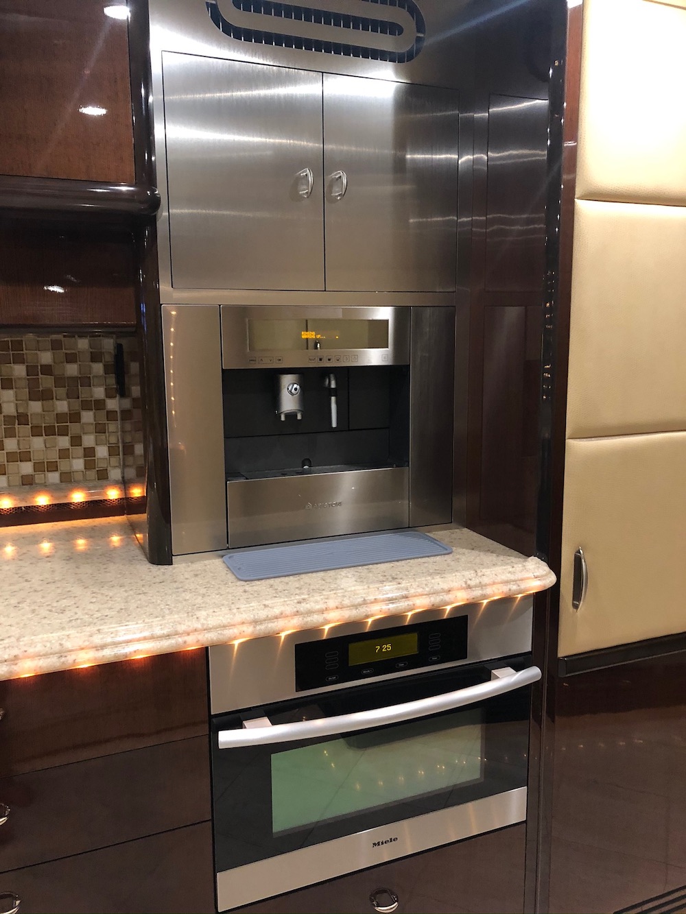 2009 Prevost Liberty H3-45 For Sale