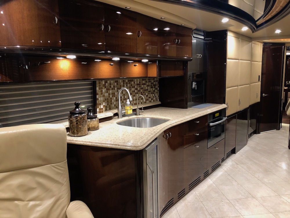 2009 Prevost Liberty H3-45 For Sale