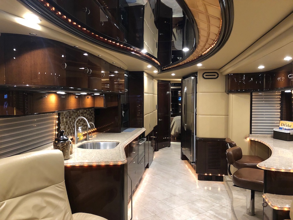 2009 Prevost Liberty H3-45 For Sale