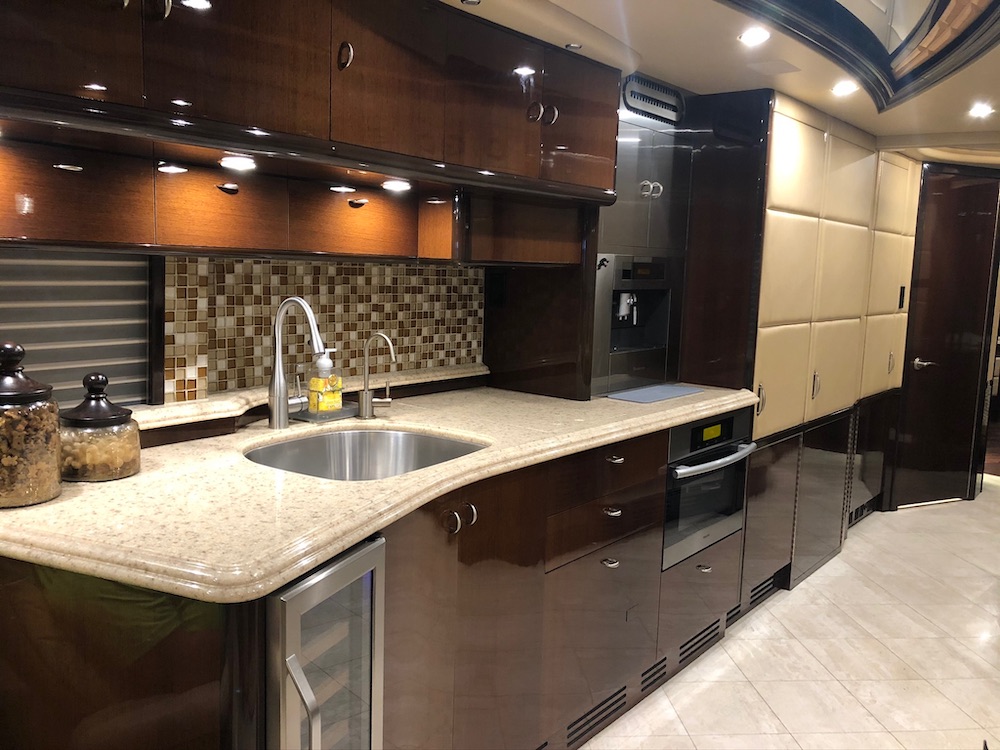 2009 Prevost Liberty H3-45 For Sale