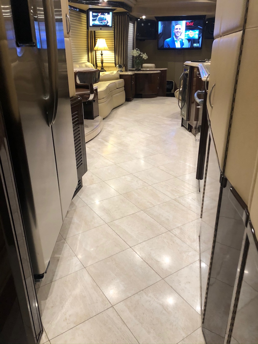 2009 Prevost Liberty H3-45 For Sale