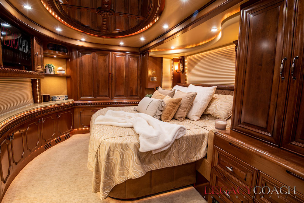 2009 Prevost Liberty H3-45 For Sale