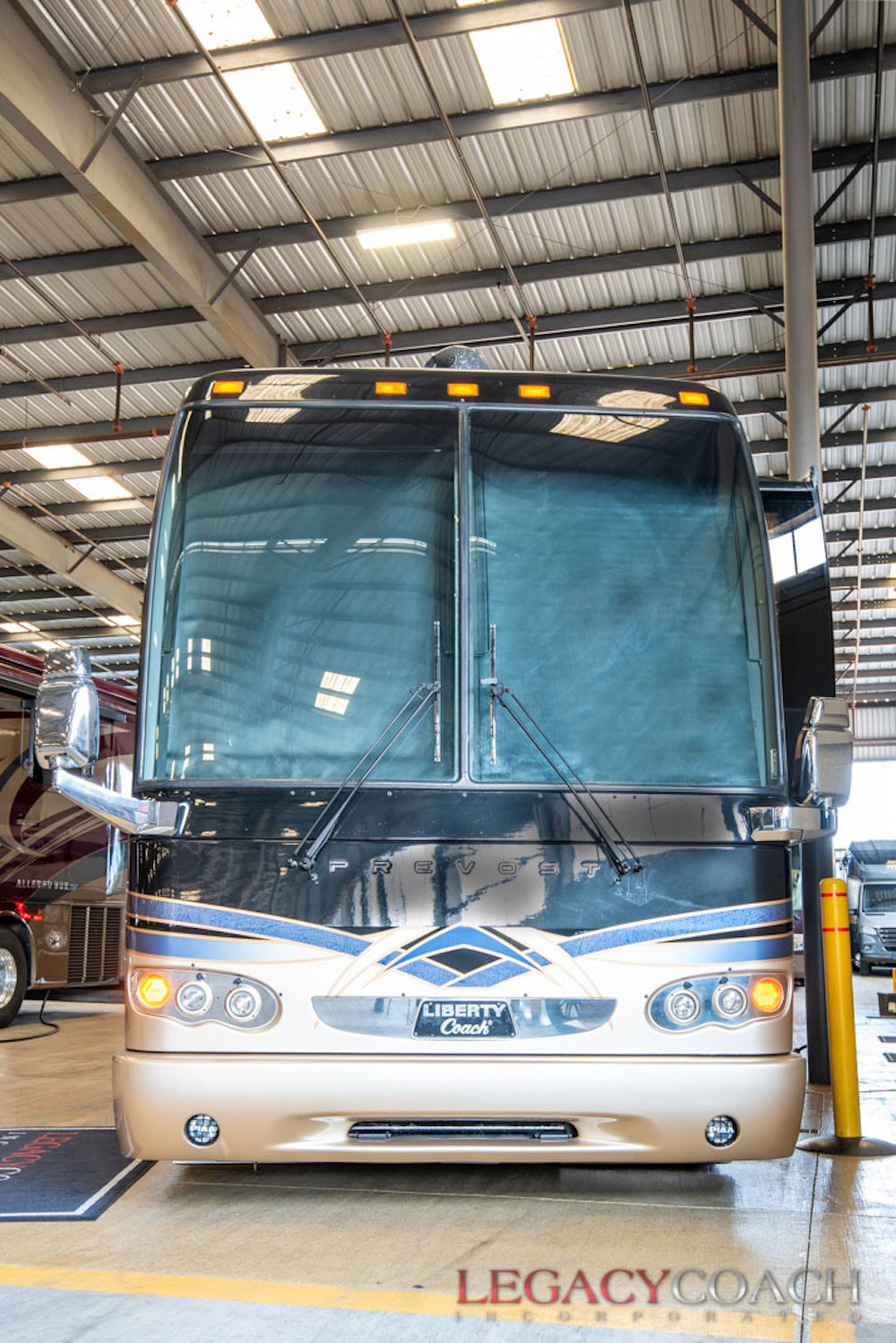 2009 Prevost Liberty H3-45 For Sale