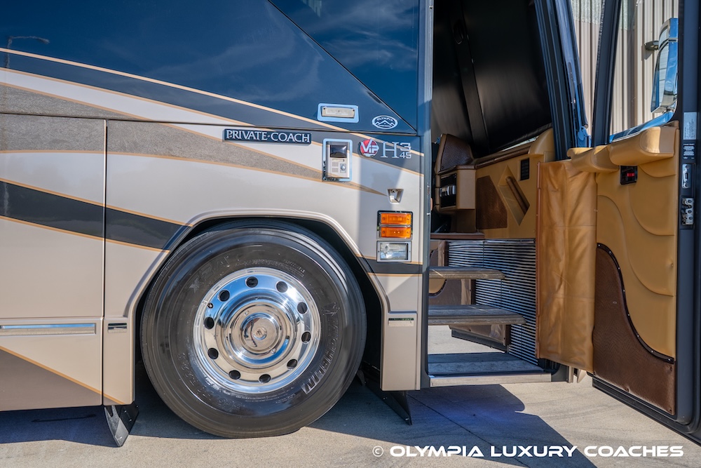 2009 Prevost Liberty H3-45 For Sale