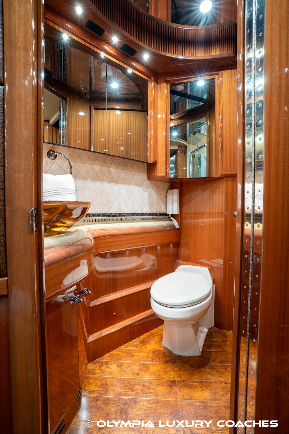 2009 Prevost Liberty H3-45 For Sale