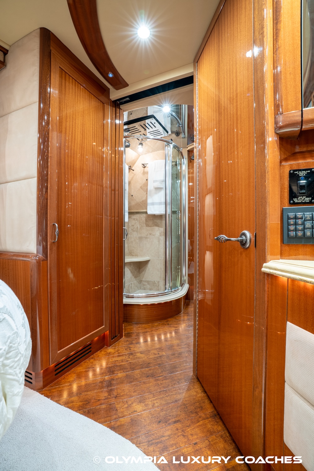 2009 Prevost Liberty H3-45 For Sale