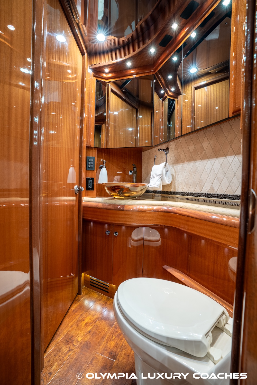 2009 Prevost Liberty H3-45 For Sale