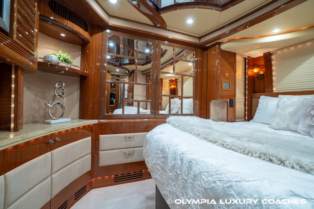 2009 Prevost Liberty H3-45 For Sale