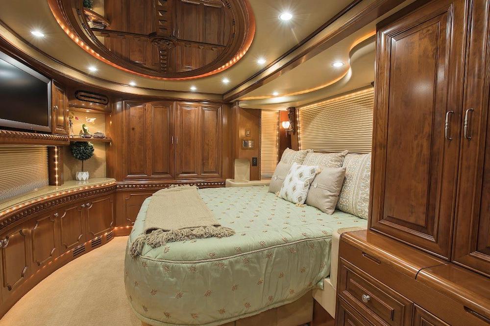 2009 Prevost Liberty H3-45 For Sale