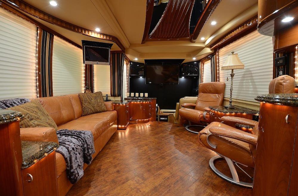 2009 Prevost Liberty H3-45 For Sale