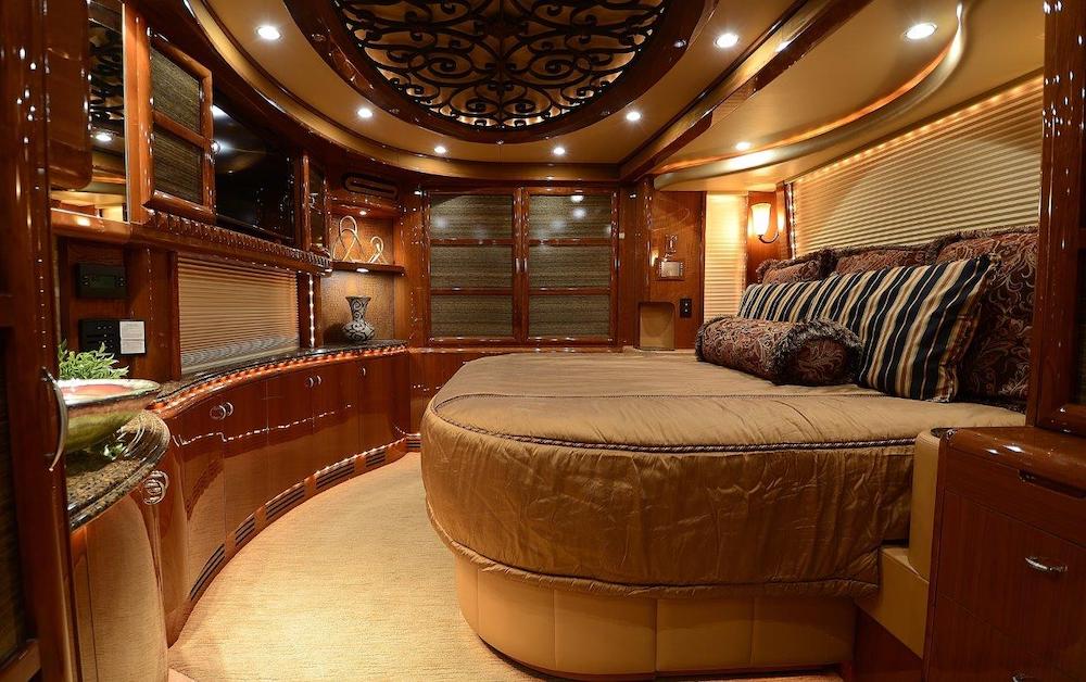 2009 Prevost Liberty H3-45 For Sale