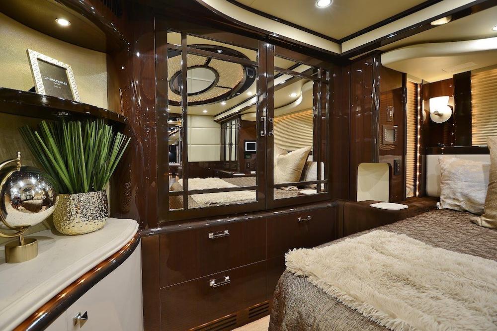 2009 Prevost Liberty H3-45 For Sale