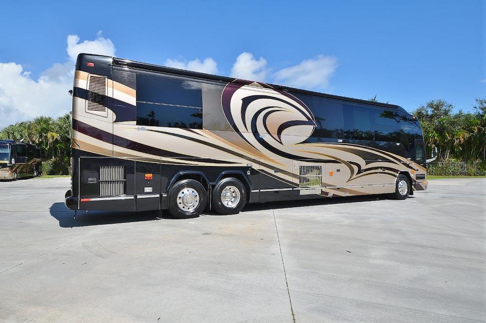 2009 Prevost Liberty H3-45 For Sale