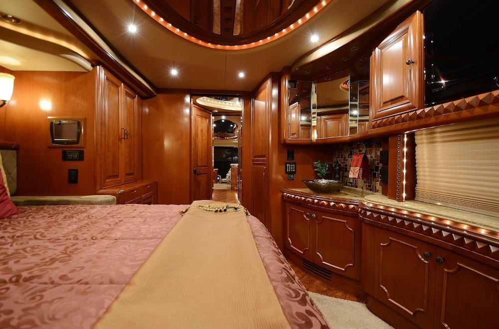 2009 Prevost Liberty H3-45 For Sale