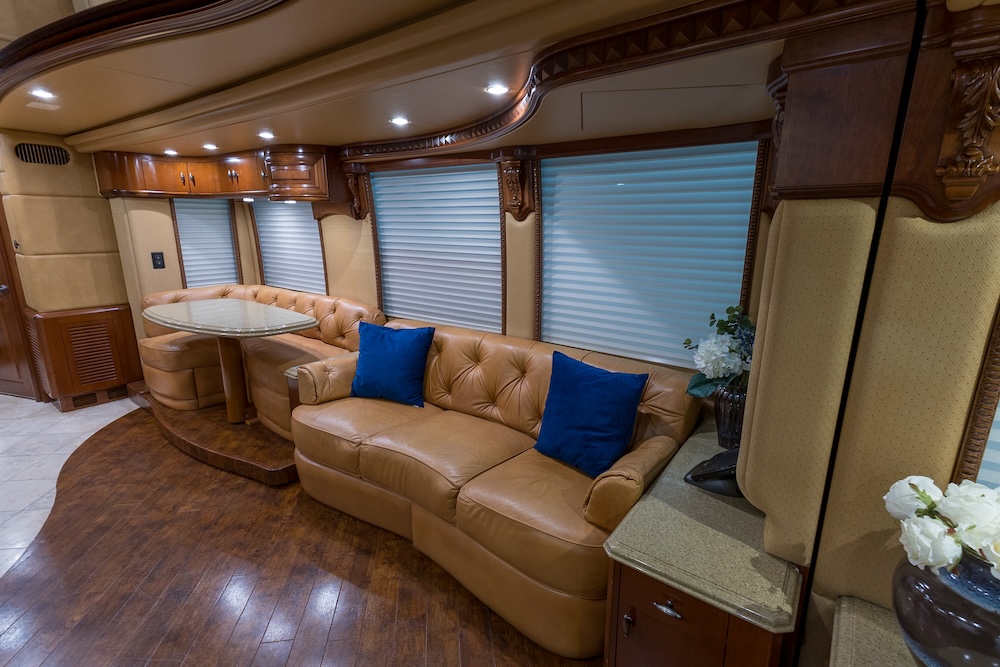 2009 Prevost Liberty H3-45 For Sale