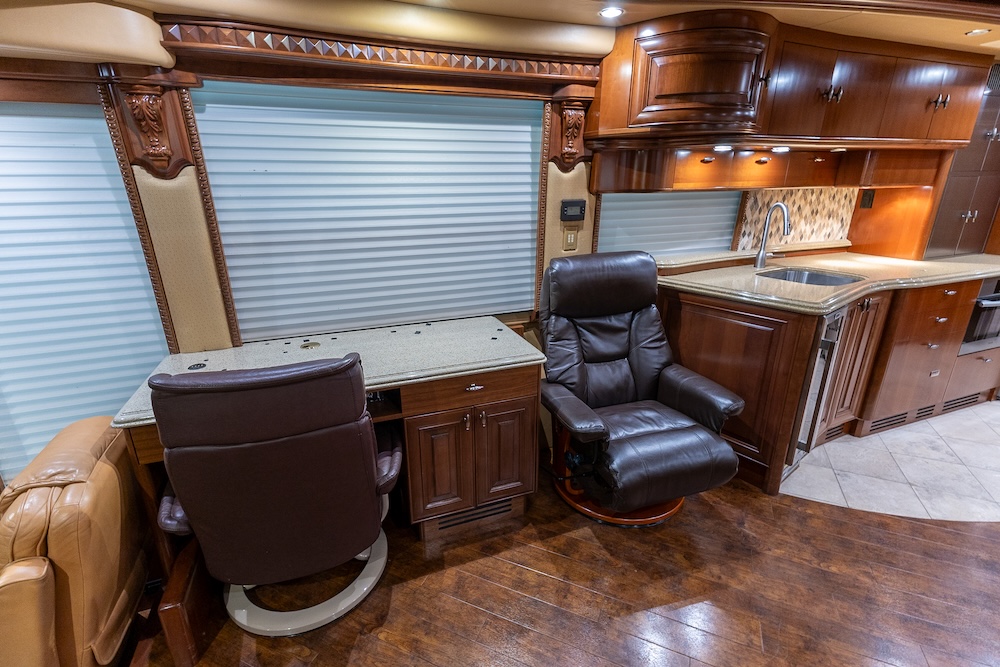 2009 Prevost Liberty H3-45 For Sale