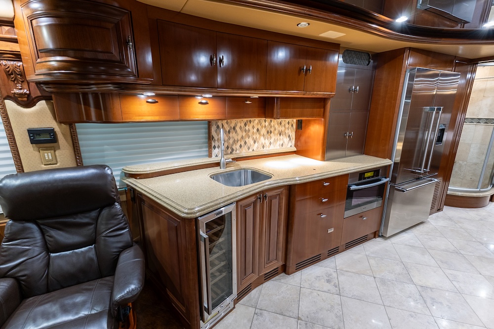 2009 Prevost Liberty H3-45 For Sale