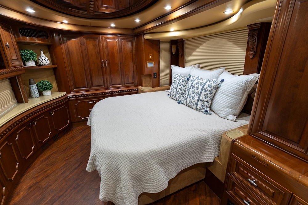 2009 Prevost Liberty H3-45 For Sale