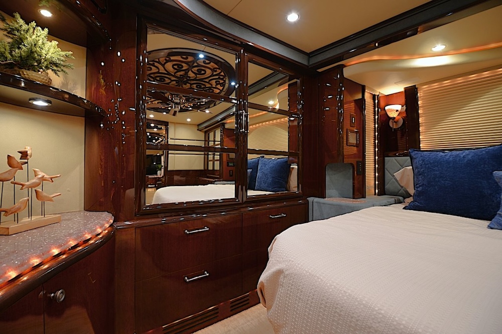 2009 Prevost Liberty  H3-45 For Sale