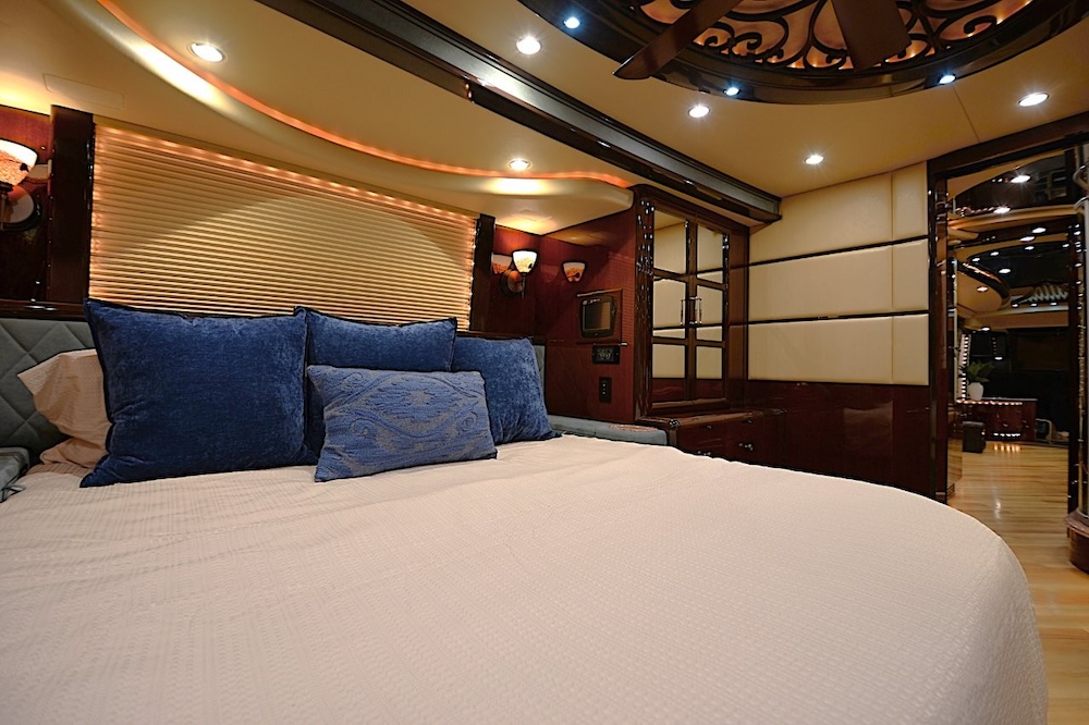 2009 Prevost Liberty  H3-45 For Sale