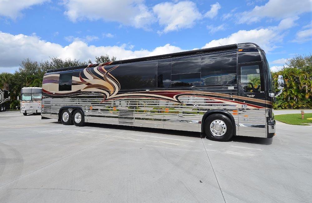 2009 Prevost Liberty XLII For Sale