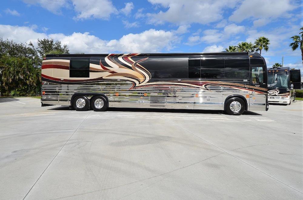 2009 Prevost Liberty XLII For Sale