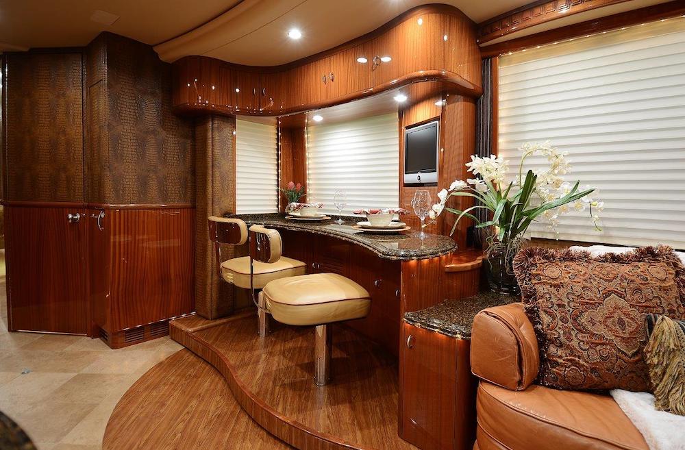 2009 Prevost Liberty XLII For Sale