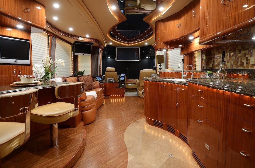 2009 Prevost Liberty XLII For Sale