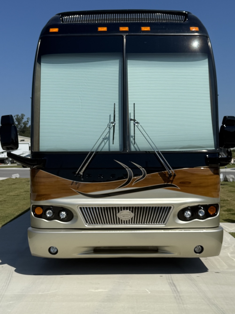 2009 Prevost Marathon H3-45 For Sale