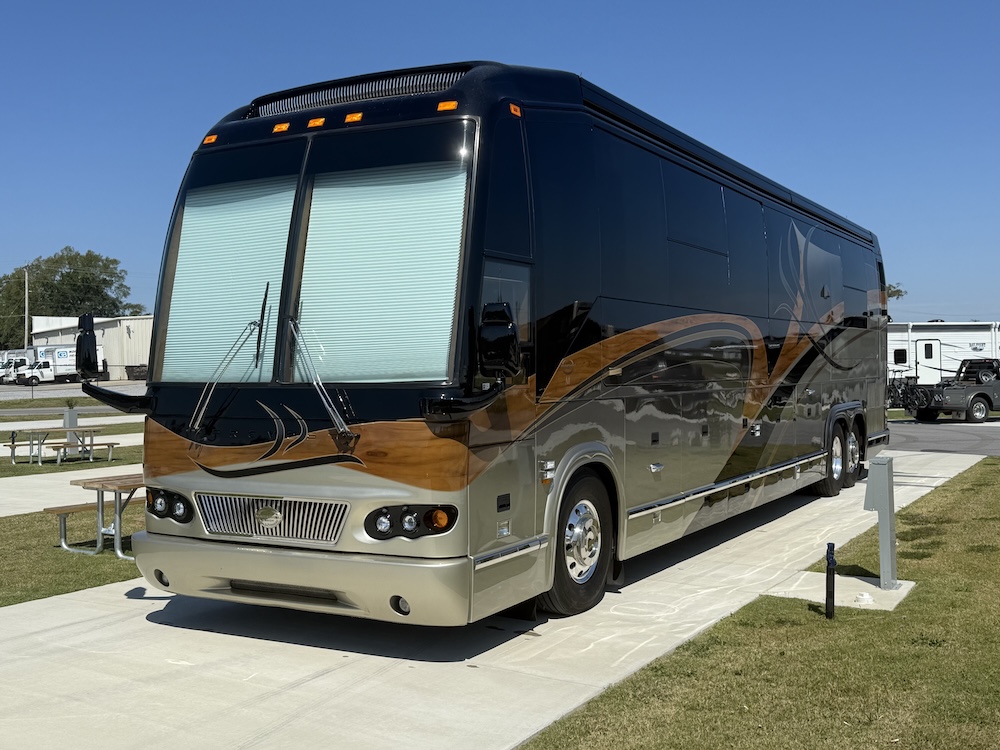 2009 Prevost Marathon H3-45 For Sale
