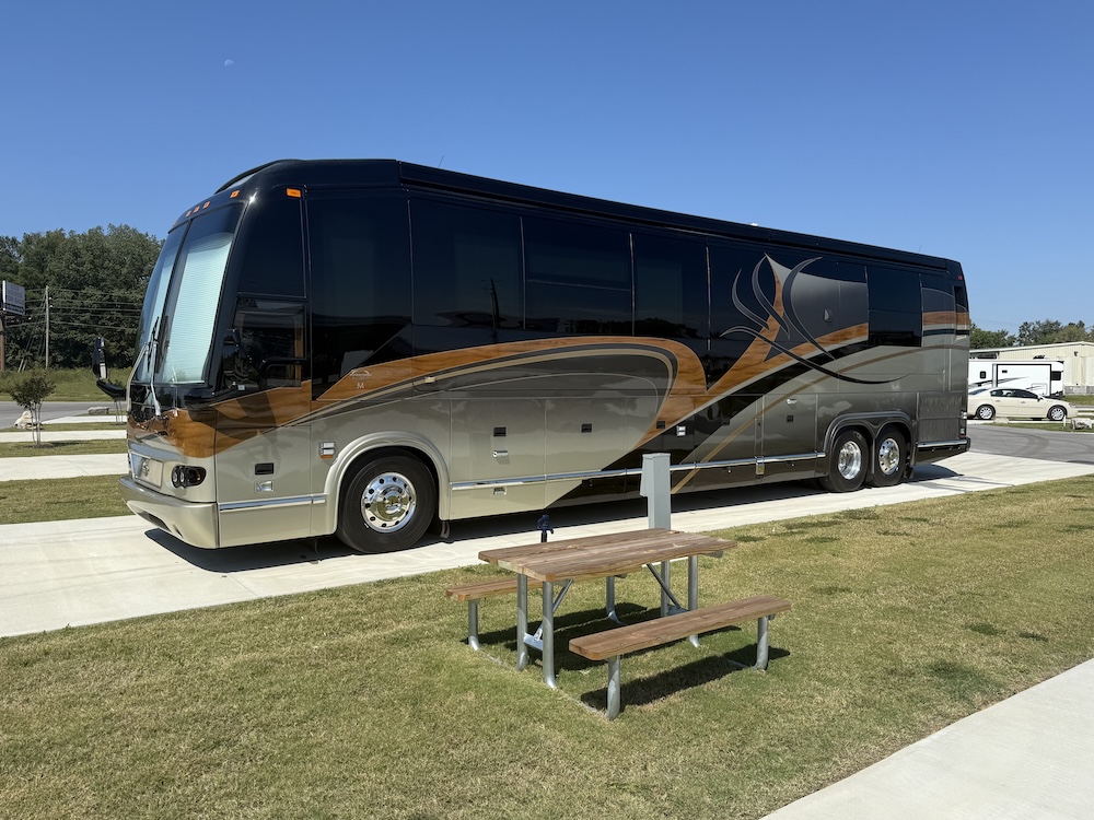 2009 Prevost Marathon H3-45 For Sale