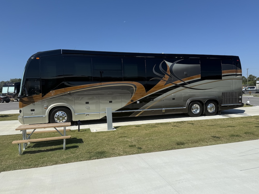 2009 Prevost Marathon H3-45 For Sale