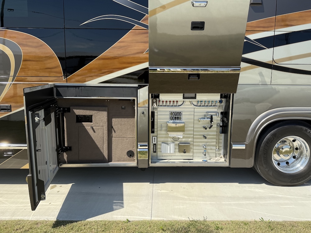 2009 Prevost Marathon H3-45 For Sale