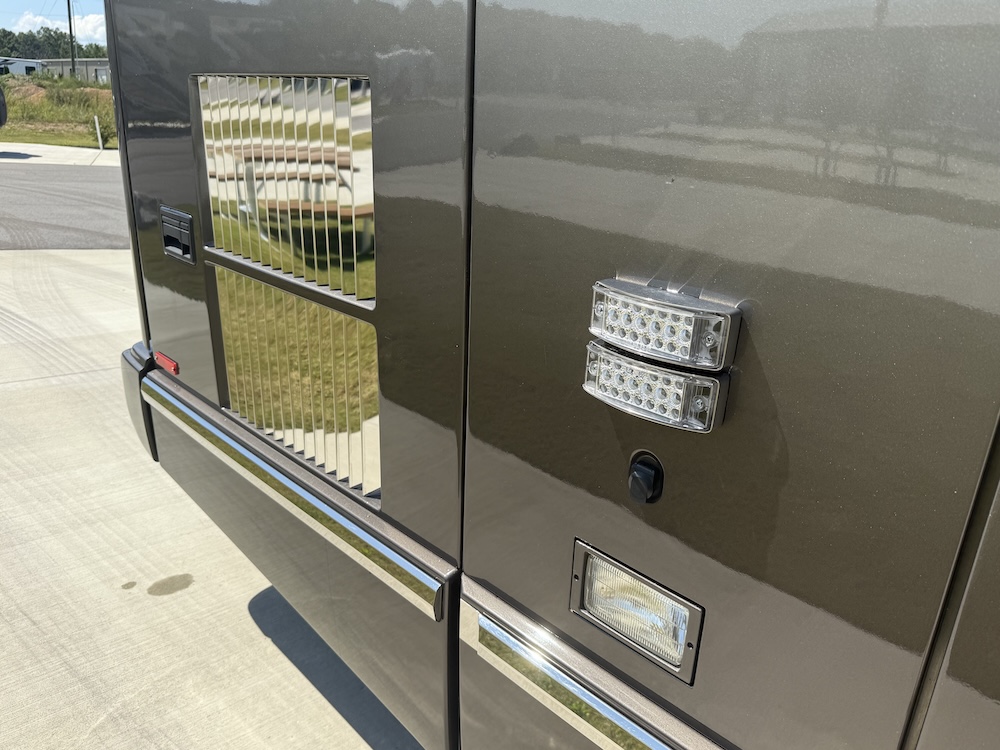 2009 Prevost Marathon H3-45 For Sale
