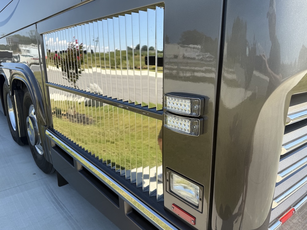 2009 Prevost Marathon H3-45 For Sale