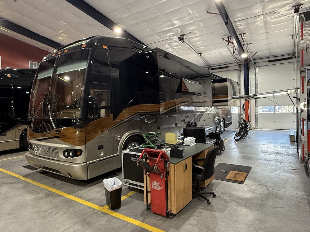 2009 Prevost Marathon H3-45 For Sale