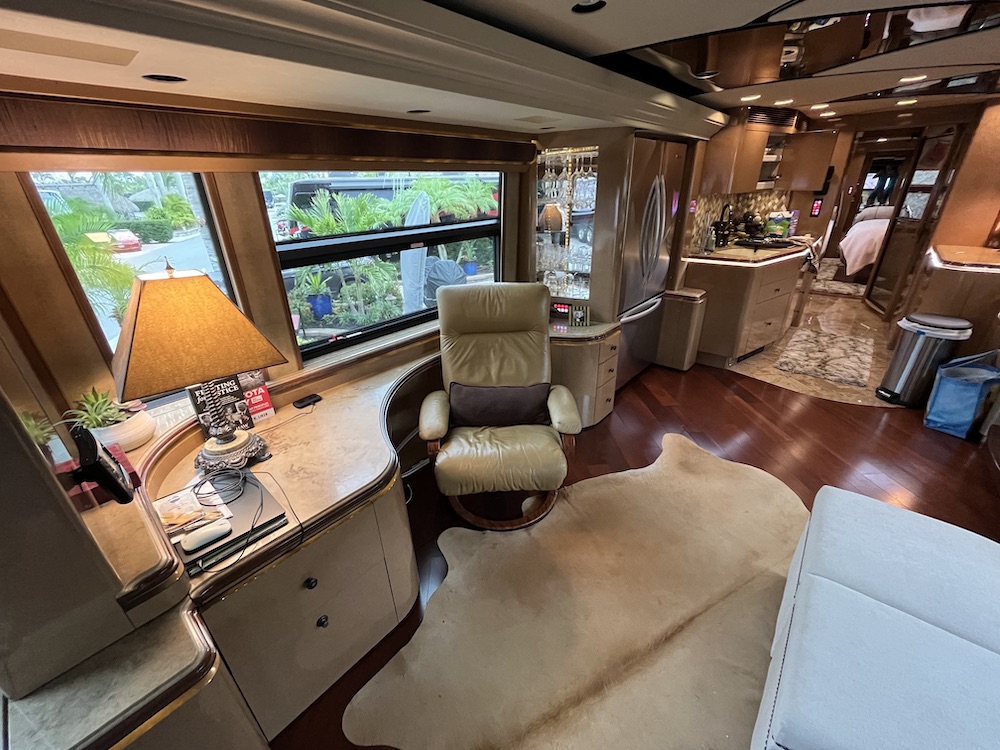 2009 Prevost Marathon H3-45 For Sale