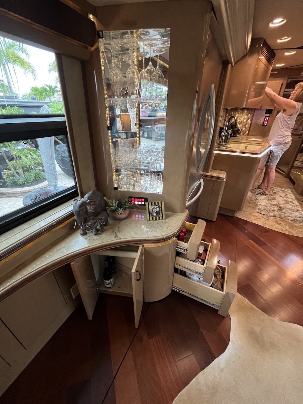 2009 Prevost Marathon H3-45 For Sale