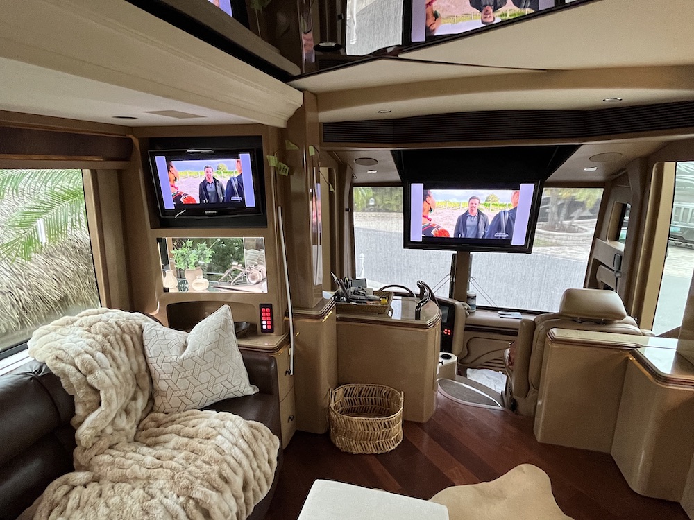 2009 Prevost Marathon H3-45 For Sale