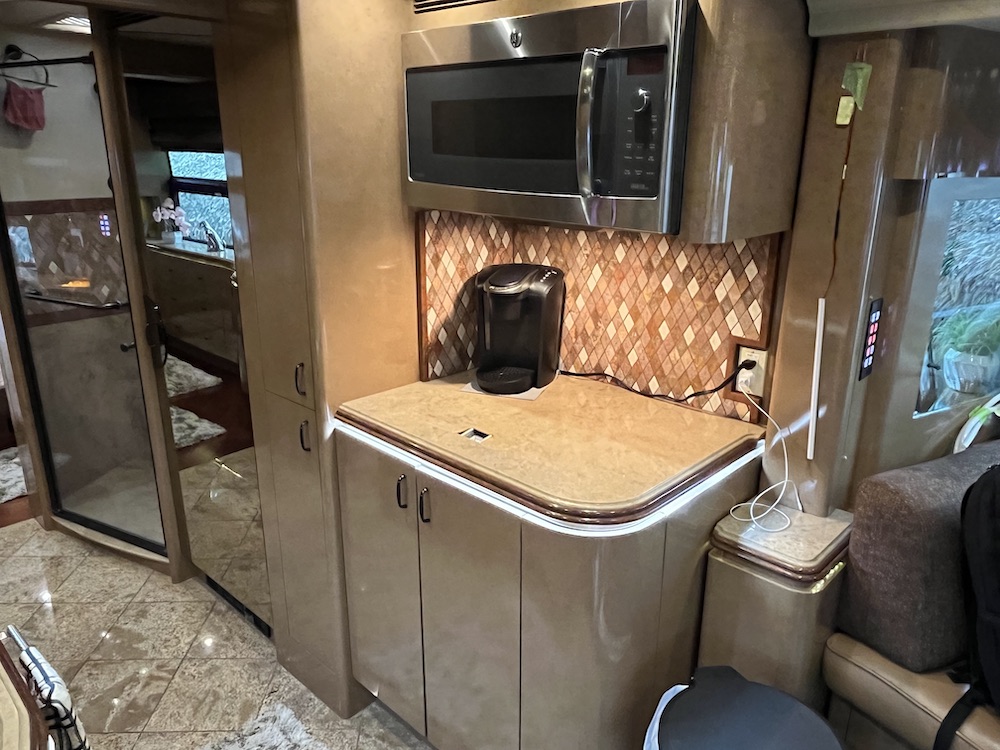 2009 Prevost Marathon H3-45 For Sale