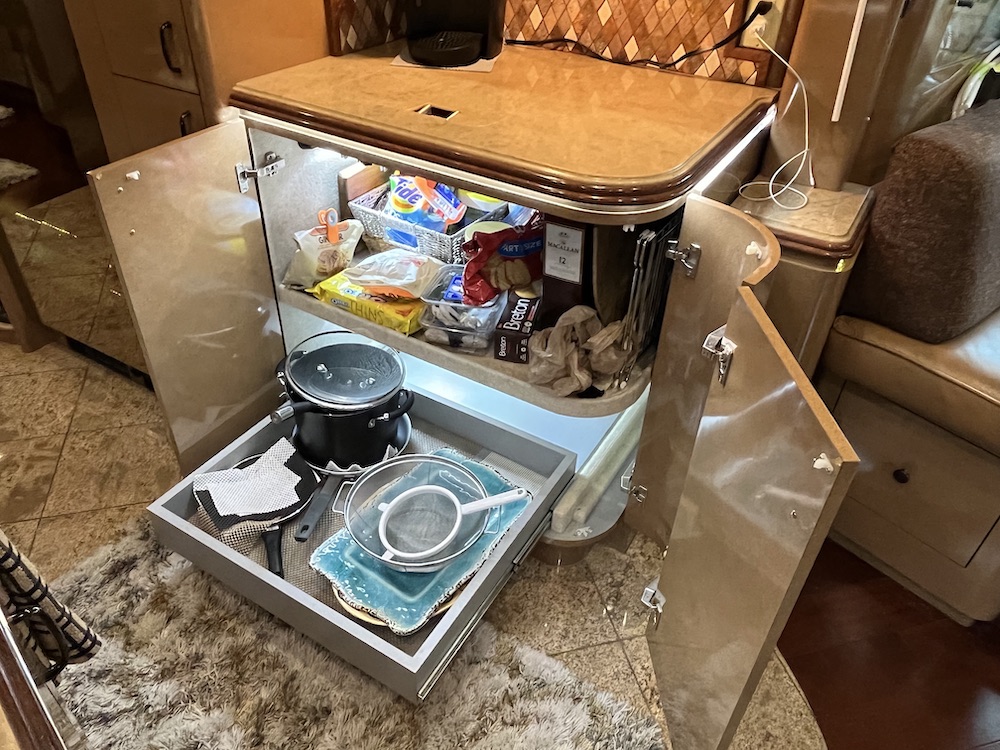 2009 Prevost Marathon H3-45 For Sale